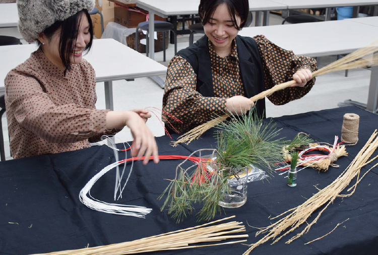 正月飾りから日本文化を知る ―松や竹を飾るのはなぜ？お正月の民俗学―<