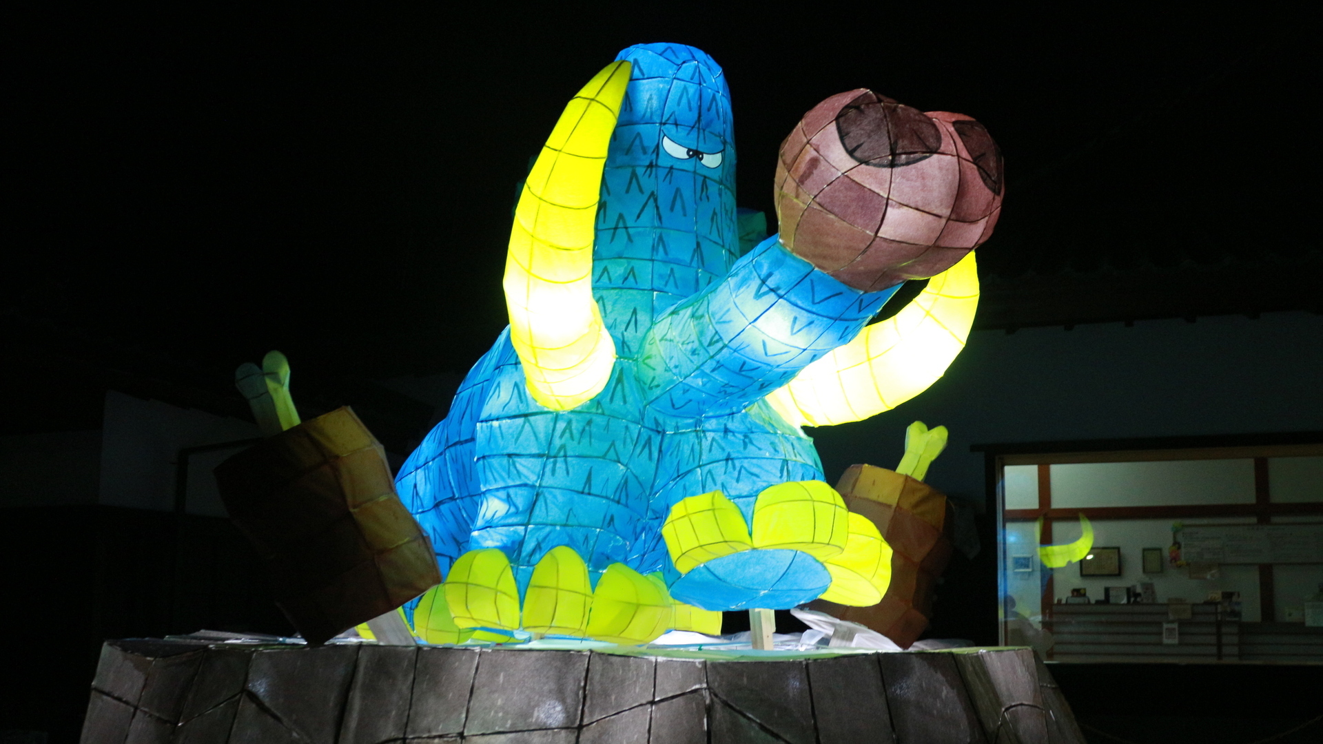 島根県の松江城でねぶたプロジェクト 松江水燈路19 Kua Production 芸術教育を社会実装する大学