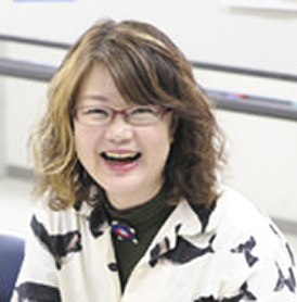 山下 里加