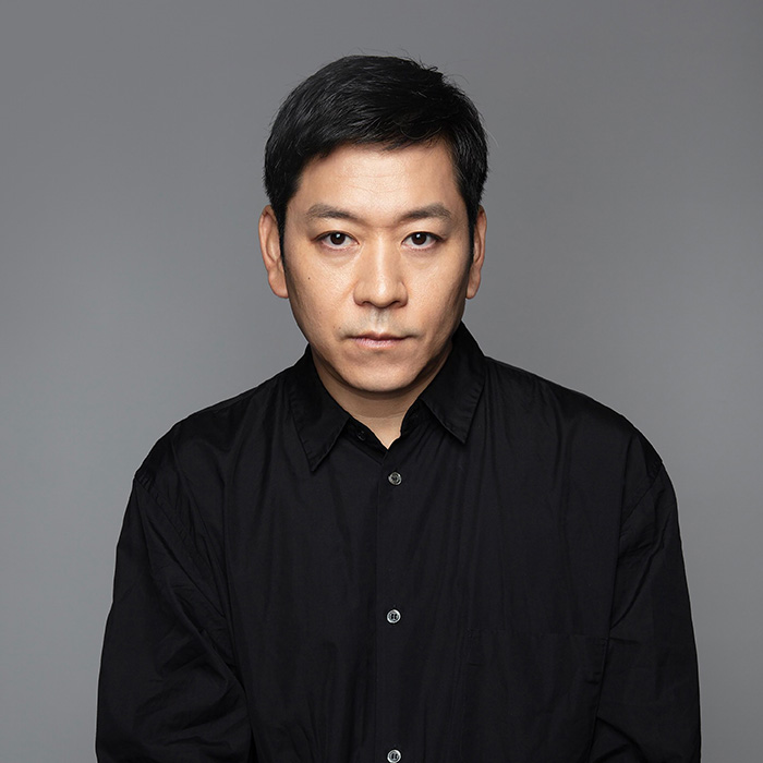 名和 晃平
