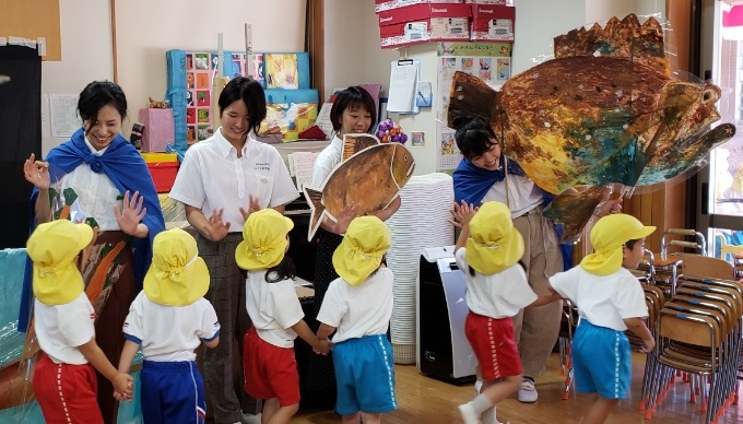 活動報告 学科サークル あんふぁんずー 追手門学院幼稚園で公演 こども芸術学科 Kua Blog 活動報告 学科サークル あんふぁんずー 追手門学院幼稚園で公演 こども芸術学科 Kua Blog