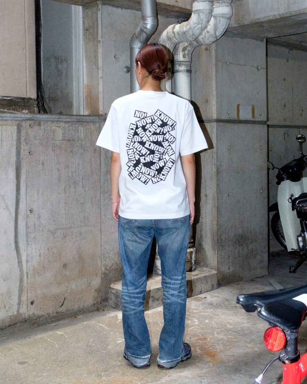 MAKE LOVE, NOT WAR Tシャツ