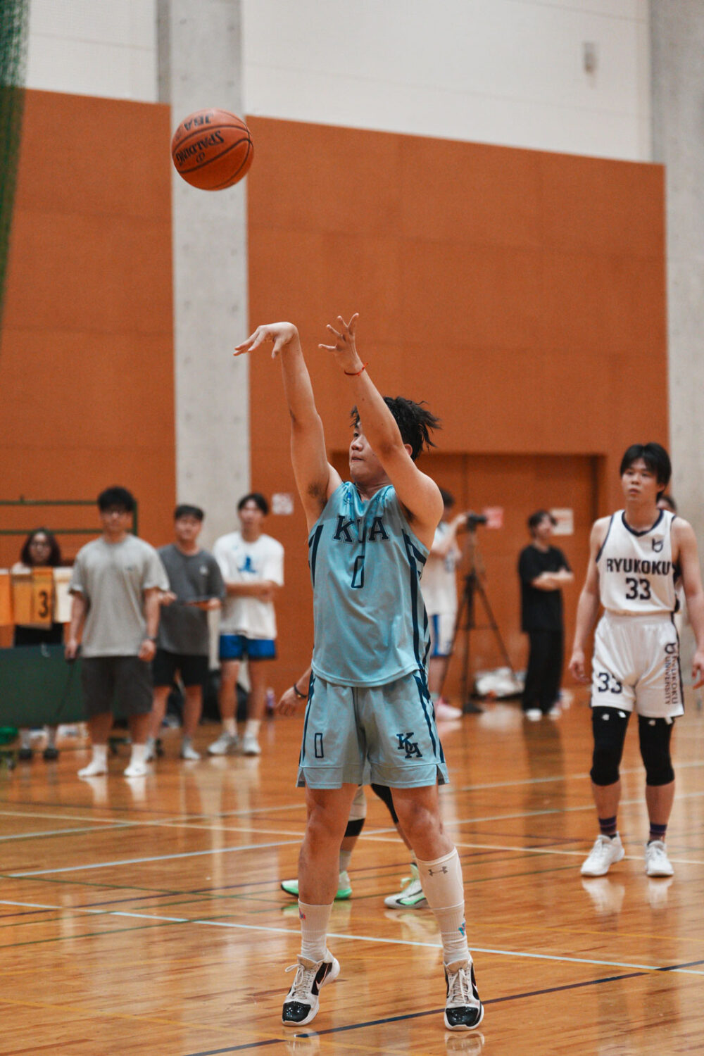 左から、LIU YANGZHAO（京都芸術大学）、ZHENG LETIAN(龍谷大学)