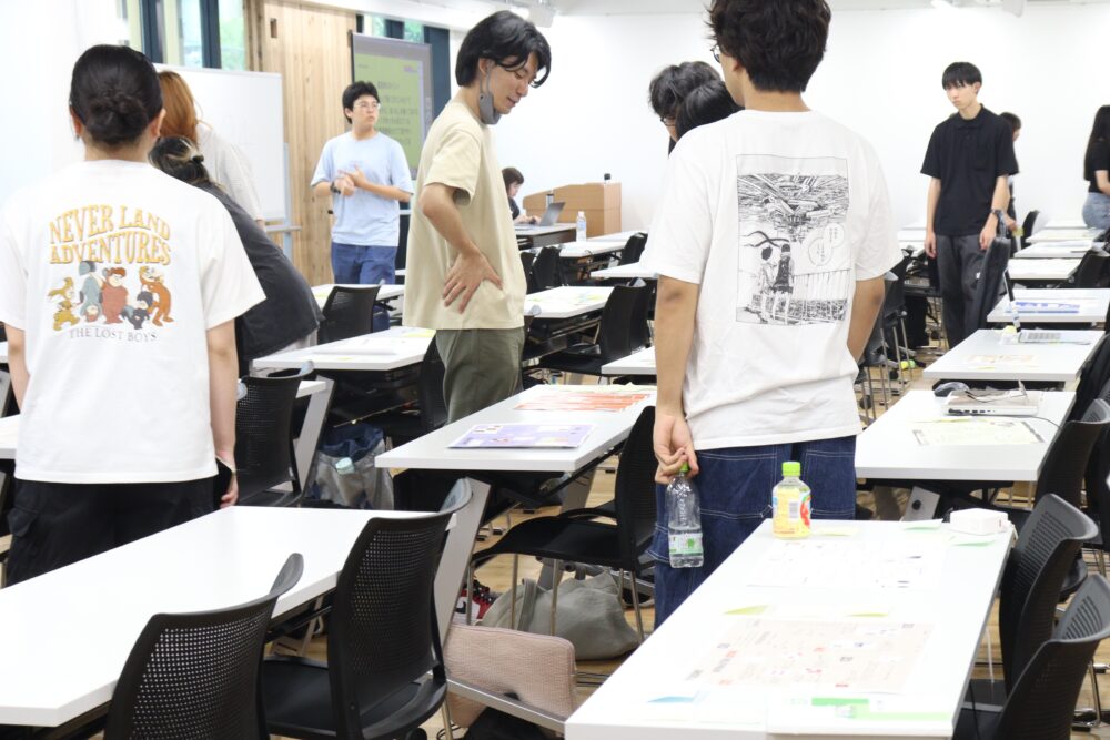 講評会の様子