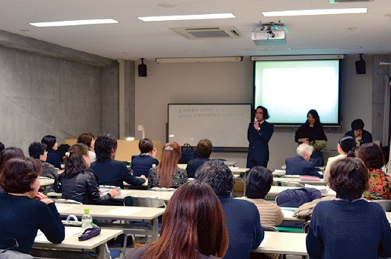 卒業研究発表会の様子