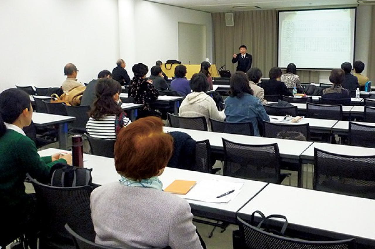 卒業研究発表会の様子