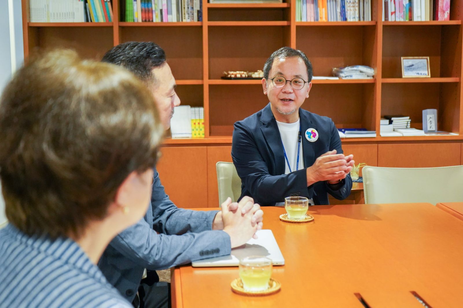 上田篤副学長、上原英司学生部長、吉川左紀子学長