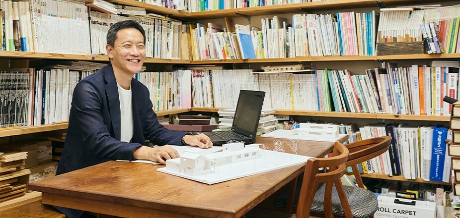 IT業界で働きながら、一級建築士資格取得をめざす