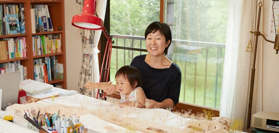 学びと育児を両立。基礎学習と資格を求めて入学