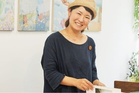 川野 恭子